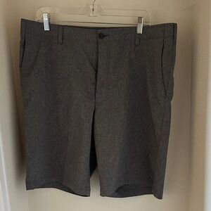 PGA Tour Men's Charcoal Flat-Front Shorts